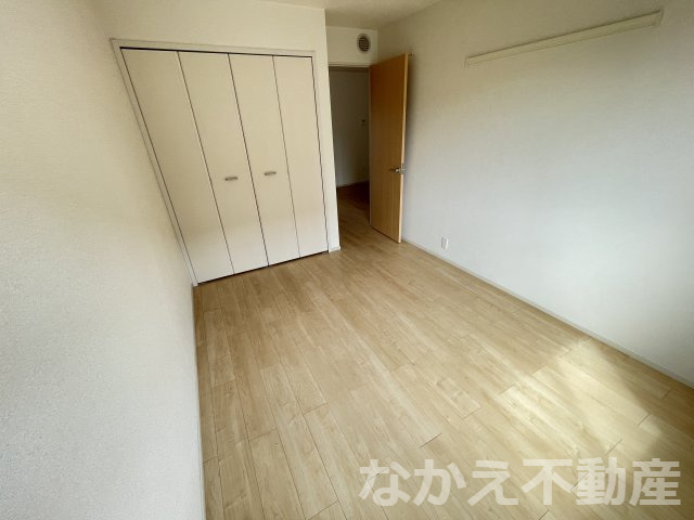 【寝室】 | 落ち着いた色調の寝室です