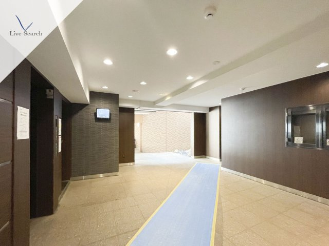 オーパスホームズ白山のロビー