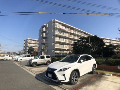 【駐車場】 | 泉北御池台第一住宅７号棟 | リフォームプランのご相談も承っております。詳しくはお気軽に係りの者にお尋ねください！※リフォームには別途費用が発生します。
