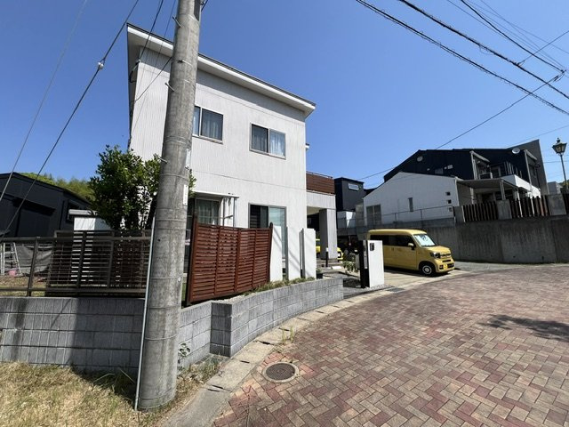 遠賀郡岡垣町中央台一丁目13番10号（C-27）