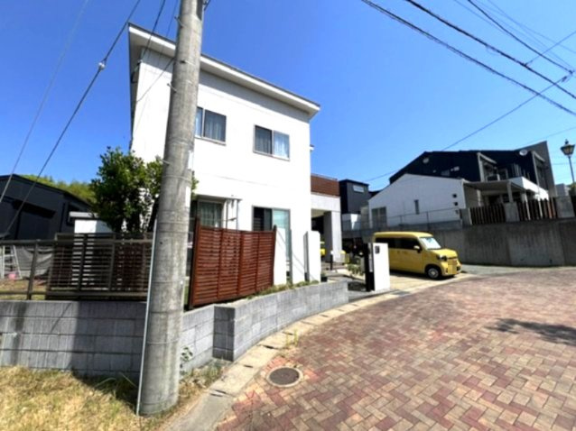遠賀郡岡垣町中央台一丁目13番10号（C-27）