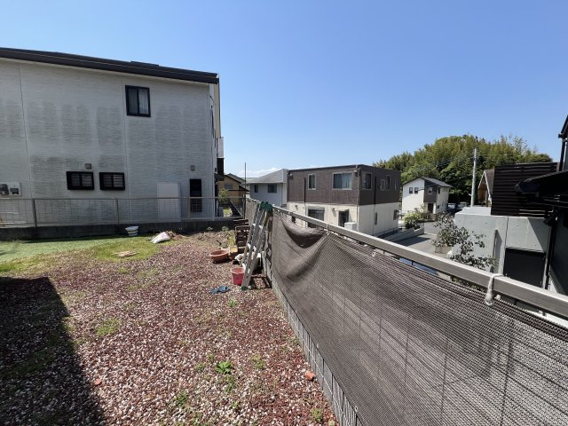 遠賀郡岡垣町中央台一丁目13番10号（C-27）の庭