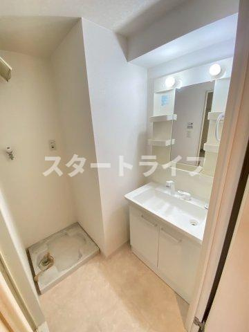大阪市東淀川区西淡路２丁目の賃貸マンションの洗面所
