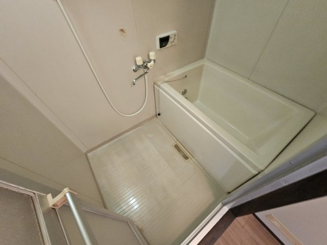 ハイツ野々上の浴室