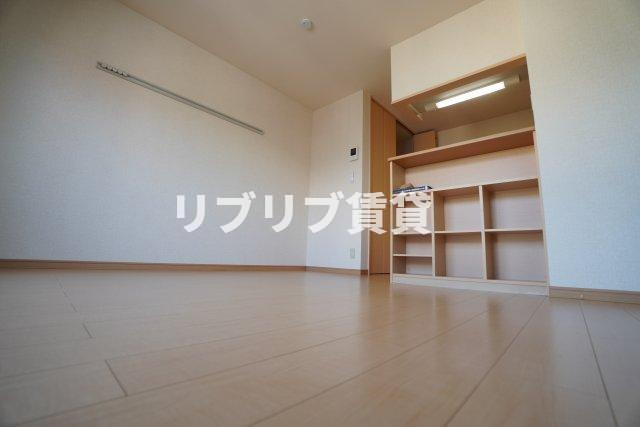 プレジールⅡの居間・リビング