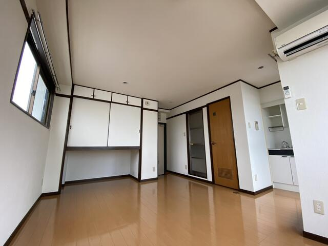 角部屋で明るいお部屋です♪