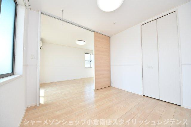 セゾン行橋A棟の洋室