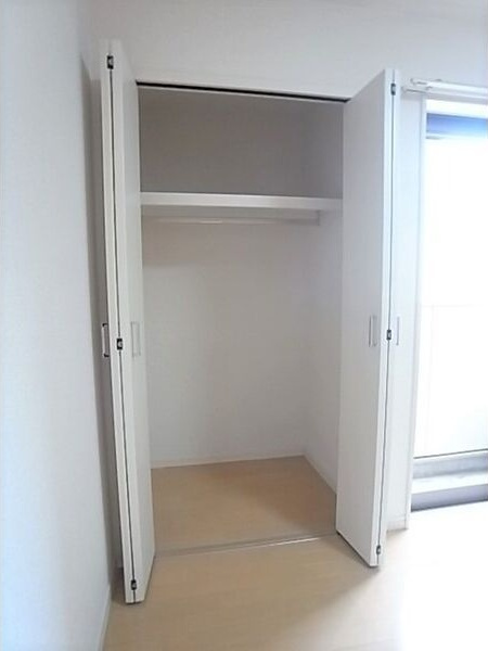 クレフラスト広川　A棟の収納