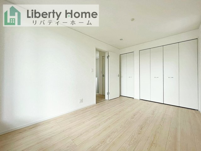 土浦市中村南第11　新築戸建　2号棟の寝室