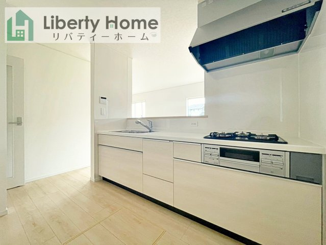 土浦市中村南第11　新築戸建　2号棟のキッチン