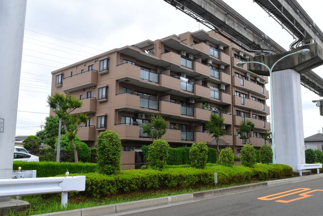 日野市万願寺２丁目の中古マンションの外観