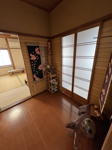 津山市日上　中古住宅7DKのその他|玄関ホール