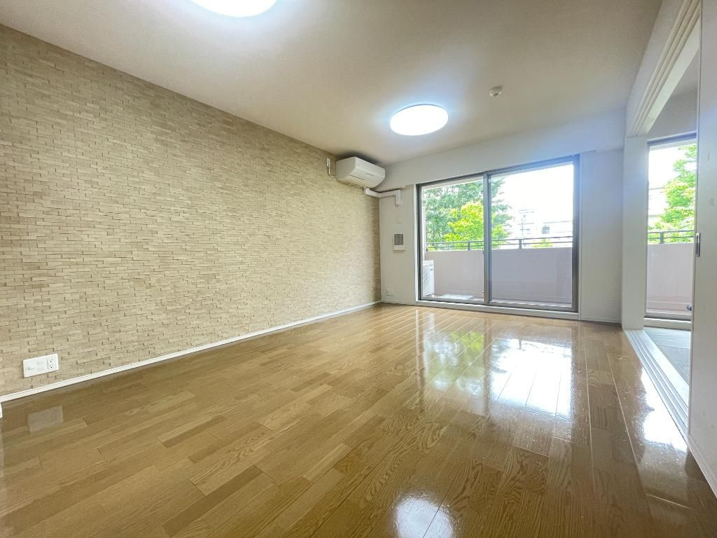 昭島市中神町の中古マンションの居間・リビング