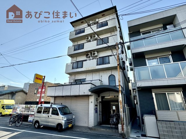 ハイツ五條の外観