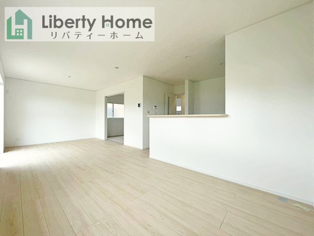 土浦市中村南第11　新築戸建　3号棟の居間・リビング