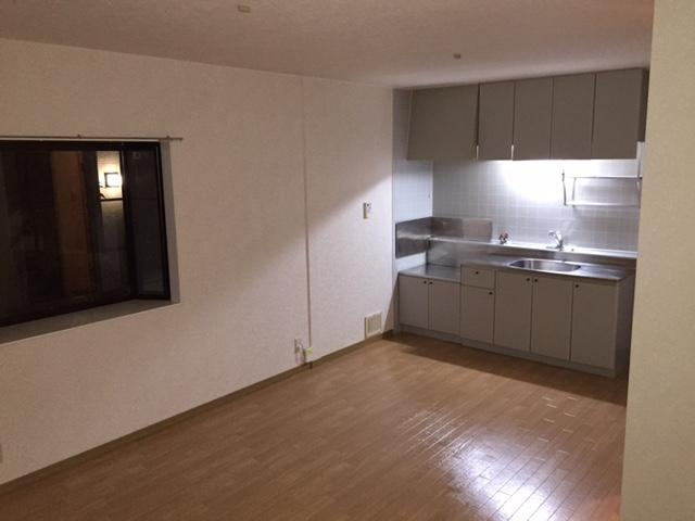 サンビレッジ三田の居間・リビング