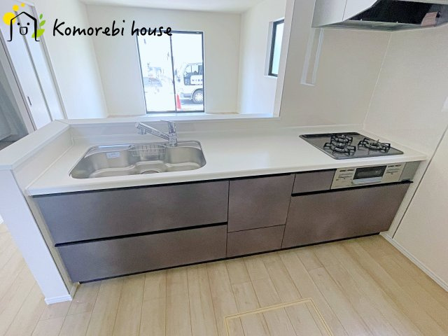 第7上尾二ツ宮　新築一戸建て　ハートフルタウン　2-Bのキッチン|26.7.26　撮影済み