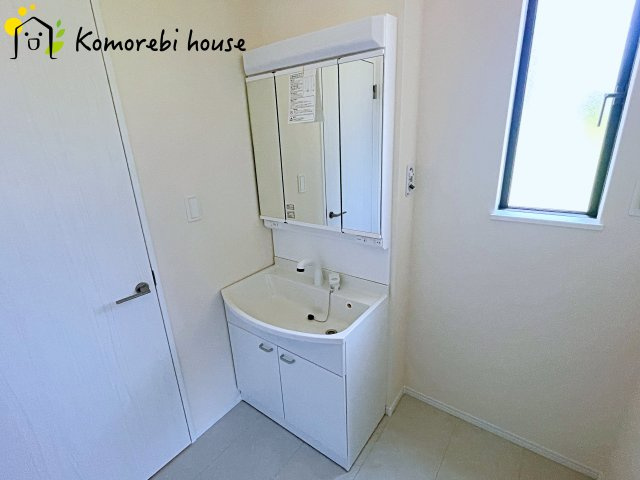 第7上尾二ツ宮　新築一戸建て　ハートフルタウン　2-Bの独立洗面台|26.7.26　撮影済み