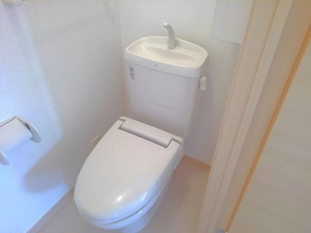 アルジェントのトイレ|コンパクトで使いやすいトイレです