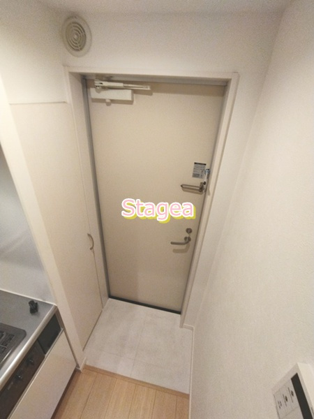 シャテーニュの玄関