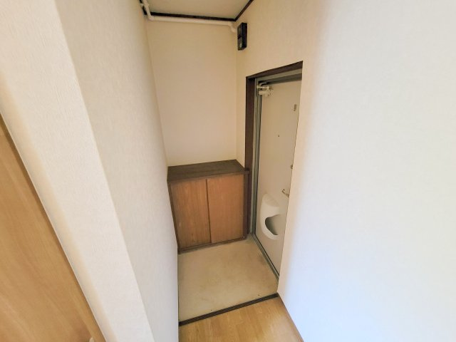 コーポ華の玄関