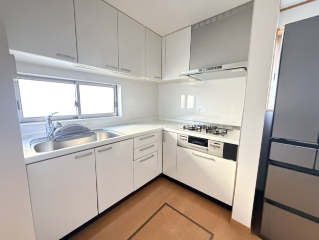 大宮区桜木町４丁目　桜木小学校学区　中古戸建のキッチン