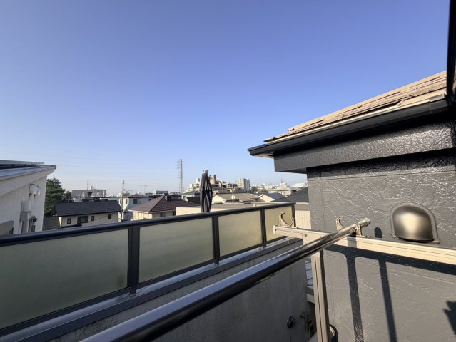 大宮区桜木町４丁目　桜木小学校学区　中古戸建のバルコニー