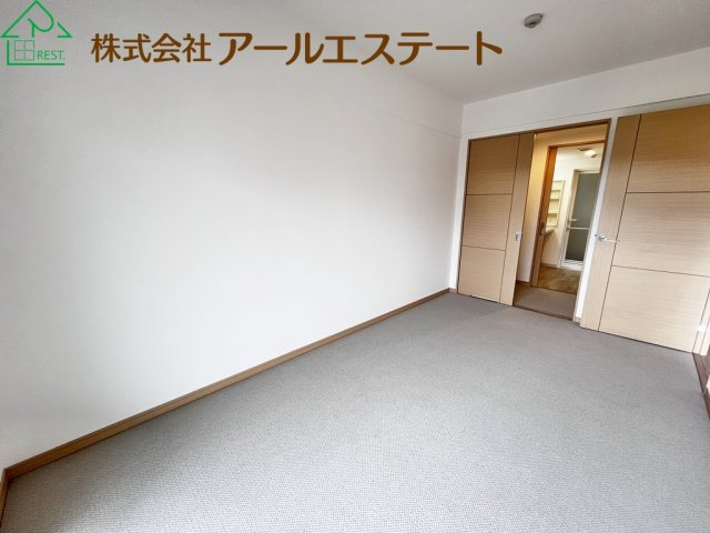 デュオプレステージフォンテーヌ宝殿　　JR「宝殿駅」徒歩5分の子供部屋