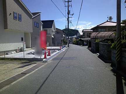 広島市安芸区上瀬野２丁目の前面道路含む現地写真