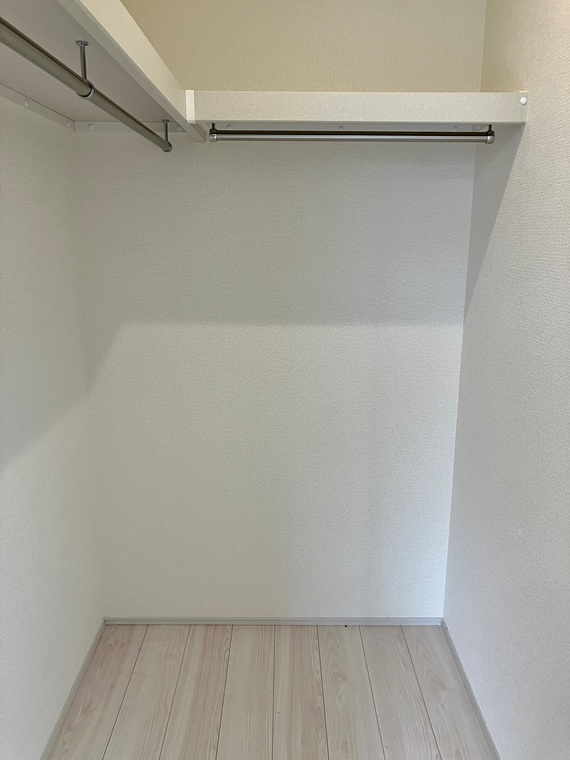 磯辺戸建の収納