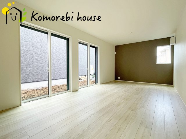 さいたま市西区佐知川　第1期　新築戸建て　リナージュネクスジー　01の居間・リビング|26.5.25　撮影済み