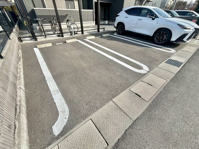 さくら東姫路の駐車場
