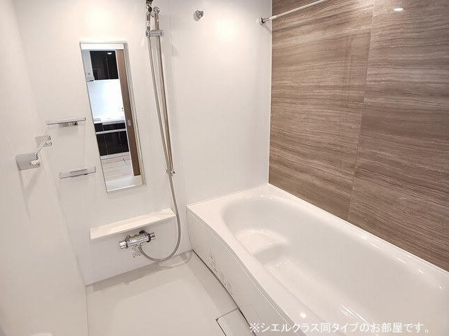 ビオレタＡの浴室