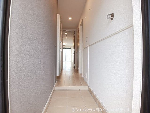 ビオレタＡの玄関