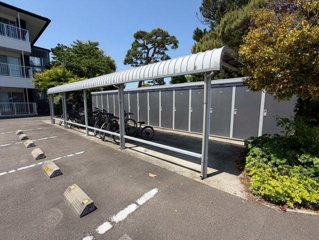 グラン大町の駐車場