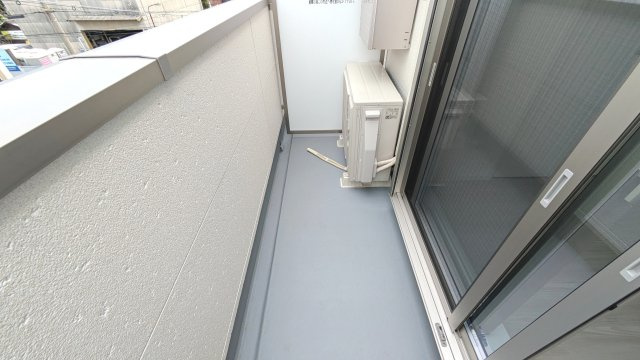 【バルコニー】