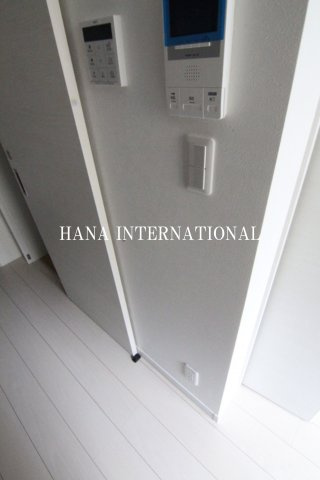 プレシャス市川南の内装|スイッチもシンプルでシックなデザインです
