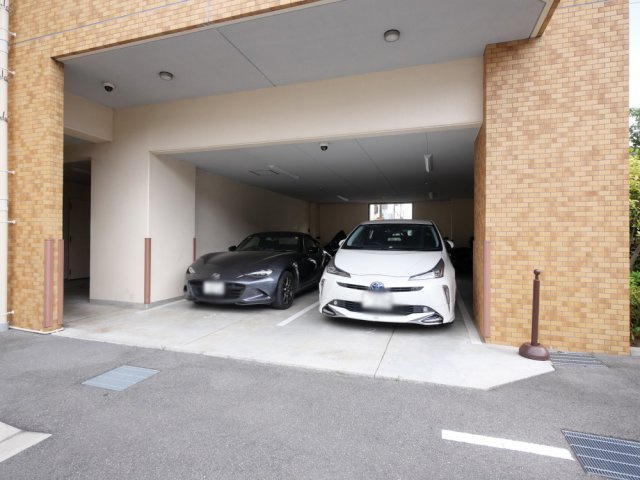 La Douceur北巽の駐車場