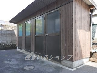 セジュール友清　Ａ棟のその他|便利な屋外物置き