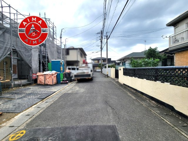 福岡市南区屋形原1丁目第2-2棟（1号棟）の前面道路含む現地写真|前面道路です。