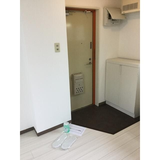 ヴィラ狭山ヶ丘の玄関