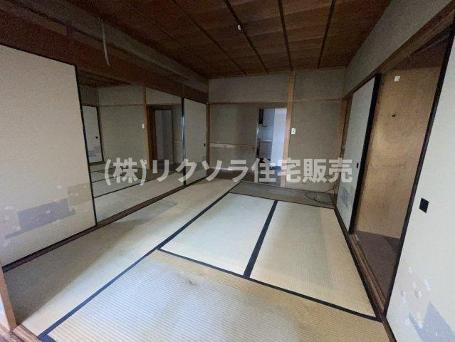 成田西町　中古一戸建ての寝室|■物件内覧・資金計画相談・住宅ローン相談、リフォーム相談、お問合せ受付中■
※当日・翌日のご内覧、ご相談はお電話でのお問合せがスムーズです！