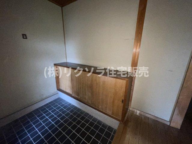 成田西町　中古一戸建ての収納|シューズボックス
■物件内覧・資金計画相談・住宅ローン相談、リフォーム相談、お問合せ受付中■
※当日・翌日のご内覧、ご相談はお電話でのお問合せがスムーズです！