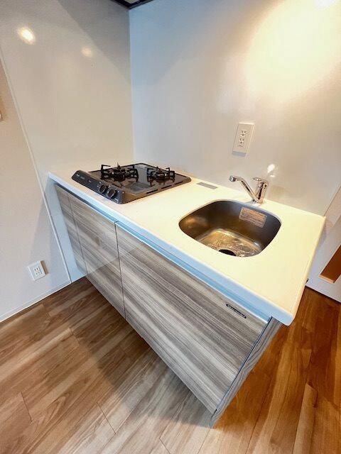 ＯＮＥ　ＲＯＯＦ　ＲＥＳＩＤＥＮＣＥ　ＡＳＡＫＵＳＡＢＡＳＨＩのキッチン