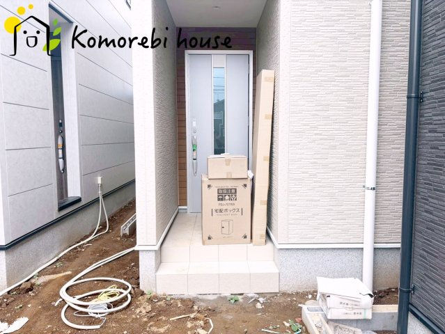 さいたま市西区佐知川　第1期　新築戸建て　リナージュネクスジー　02の玄関|毎日通る玄関はこちらです