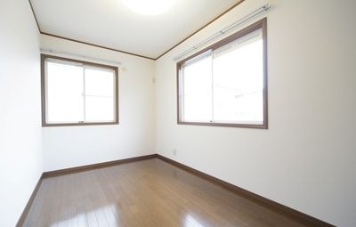 リバー　サイド　ガーデン　シュトラールＡの寝室