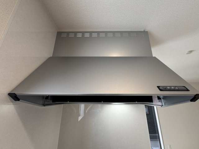 うるま市前原（全10棟）3号棟のキッチン|3号棟　お手入れしやすい換気扇♪