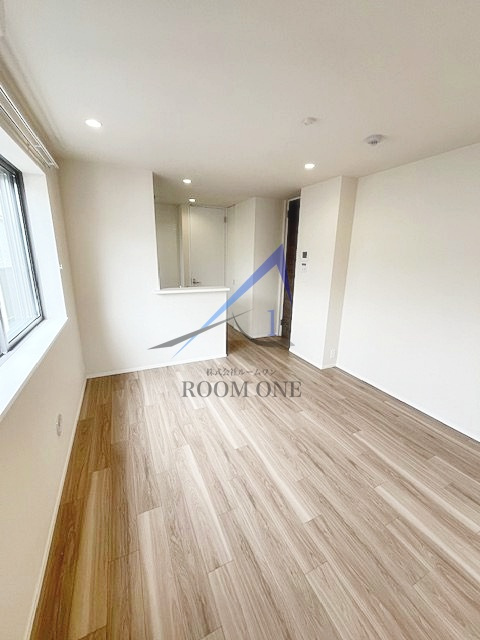 クロノライズ の居間・リビング|洋室のお部屋です。