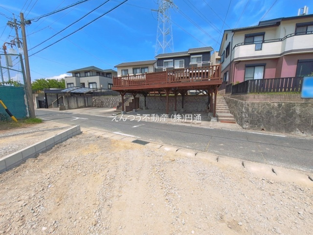 ファーストタウン藤島町五反田の前面道路含む現地写真