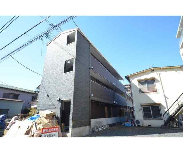 Ｊ・ＴＯＷＮの外観